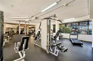 6423 Collins Ave, Miami Beach, FL 33141 - Photo 76