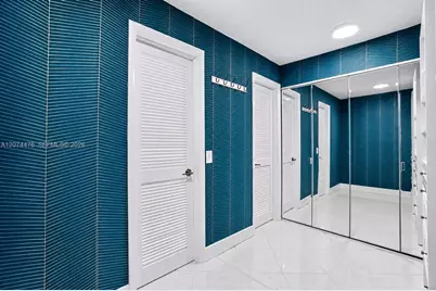6423 Collins Ave #1702, Miami Beach, FL 33141 - Photo 52