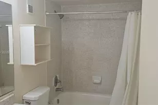 1300 NE Miami Gardens Dr, Miami, FL 33179 - Photo 14