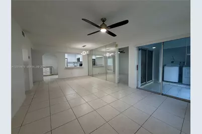 423 NE 210th Cir Ter #104-25, Miami, FL 33179 - Photo 6