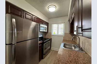 110 NE 19th Ave #12A, Deerfield Beach, FL 33441 - Photo 2