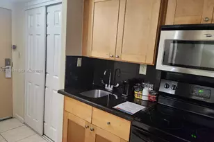 19201 Collins Ave, Sunny Isles Beach, FL 33160 - Photo 6