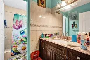 102 NE 206th Terrace, Miami Gardens, FL 33179 - Photo 18