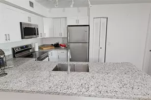 12112 St.Andrews Pl, Miramar, FL 33025 - Photo 6