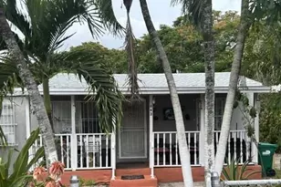 863 NW 113th St, Miami, FL 33168 - Photo 2