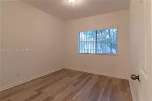 1410 S Santa Catalina Cir, North Lauderdale, FL 33068 - Photo 18