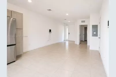 364 NW 8th Ct #364, Pompano Beach, FL 33060 - Photo 4