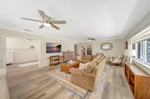 560 W Tropical Way, Plantation, FL 33317 - Photo 54