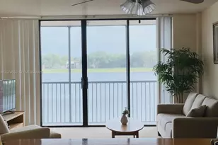 20860 San Simeon Way, Miami, FL 33179 - Photo 24