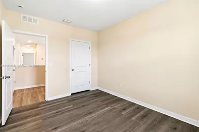 11181 Leland Groves Dr, Tampa, FL 33579 - Photo 14