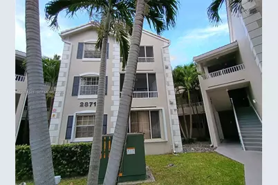 2871 N Oakland Forest Dr #210, Oakland Park, FL 33309 - Photo 1