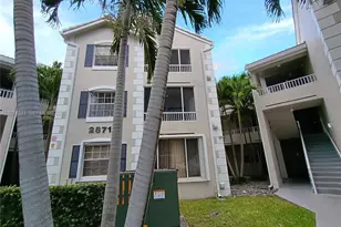 2871 N Oakland Forest Dr, Oakland Park, FL 33309 - Photo 1
