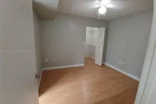 2871 N Oakland Forest Dr, Oakland Park, FL 33309 - Photo 12