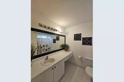 126 Hidden Ct Rd #27-D, Hollywood, FL 33023 - Photo 8