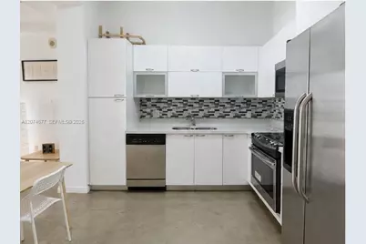 234 NE 3rd St #206, Miami, FL 33132 - Photo 4