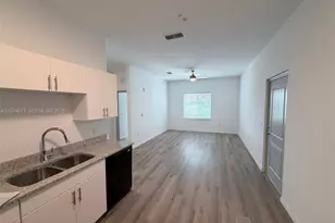 1471 Hawk Trace Loop, Kissimmee, FL 34746 - Photo 8