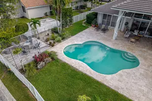 2950 Medinah, Weston, FL 33332 - Photo 4