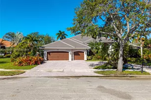 2950 Medinah, Weston, FL 33332 - Photo 2