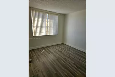 9320 Fontainebleau Blvd #401, Miami, FL 33172 - Photo 8