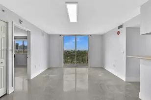 816 NW 11th St, Miami, FL 33136 - Photo 2