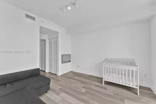 300 S Biscayne Blvd, Miami, FL 33131 - Photo 22
