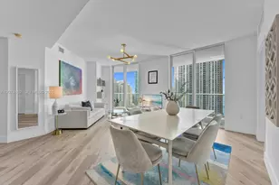 300 S Biscayne Blvd, Miami, FL 33131 - Photo 10