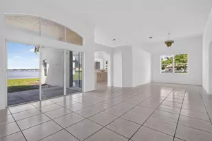 2342 NW 184th Terrace, Pembroke Pines, FL 33029 - Photo 4