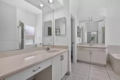 2342 NW 184th Ter, Pembroke Pines, FL 33029 - Photo 40
