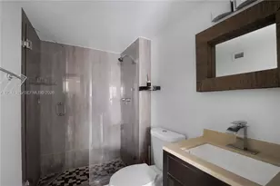 2780 NE 183rd St, Aventura, FL 33160 - Photo 26