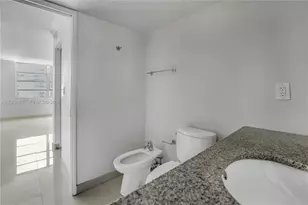 2780 NE 183rd St, Aventura, FL 33160 - Photo 38