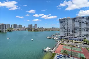 2780 NE 183rd St, Aventura, FL 33160 - Photo 32