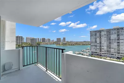 2780 NE 183rd St #1114, Aventura, FL 33160 - Photo 16