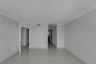 2780 NE 183rd St, Aventura, FL 33160 - Photo 30