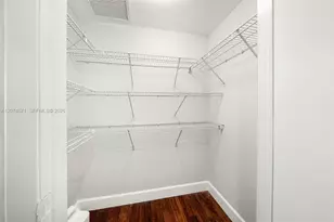 50 Biscayne Blvd, Miami, FL 33132 - Photo 14
