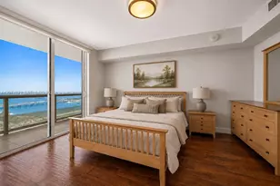 50 Biscayne Blvd, Miami, FL 33132 - Photo 16