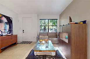12365 S Village Cir, Davie, FL 33325 - Photo 4