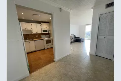 [Address not provided], North Miami Beach, FL 33160 - Photo 26