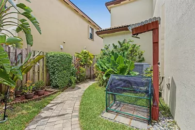 24065 SW 113th Psge, Homestead, FL 33032 - Photo 16