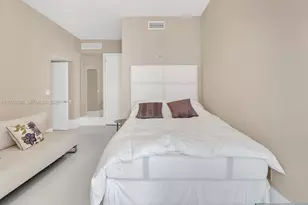 15811 Collins Ave, Sunny Isles Beach, FL 33160 - Photo 36