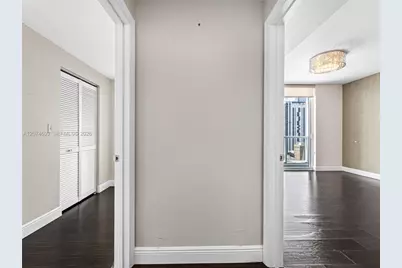 244 Biscayne Blvd #1803, Miami, FL 33132 - Photo 22