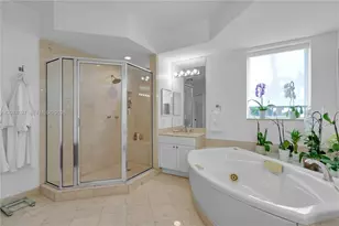 737 Crandon Blvd, Key Biscayne, FL 33149 - Photo 20
