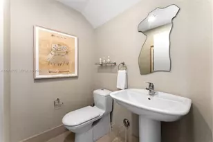 6899 Collins Ave, Miami Beach, FL 33141 - Photo 20