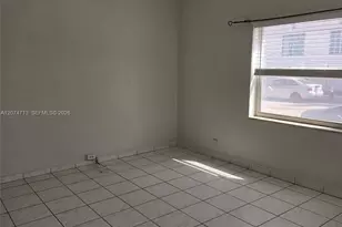215 30th St, Miami Beach, FL 33140 - Photo 18
