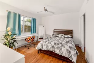 1551 Michigan Ave, Miami Beach, FL 33139 - Photo 12