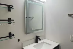 755 SW 6th St, Miami, FL 33130 - Photo 12