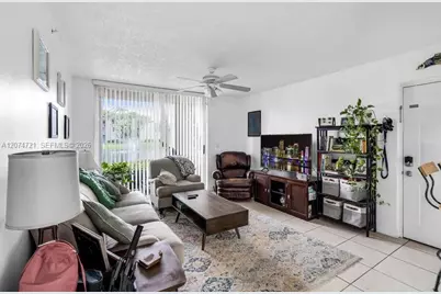 12166 Saint Andrews Pl #104, Miramar, FL 33025 - Photo 10