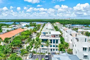 305 Oak St, Hollywood, FL 33019 - Photo 8