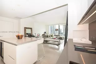 68 SE 6th St, Miami, FL 33131 - Photo 20