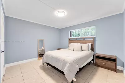 9811 N Hollybrook Lake Dr #103, Pembroke Pines, FL 33025 - Photo 18