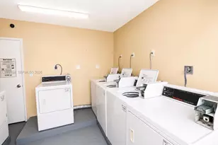2300 W Flagler St, Miami, FL 33135 - Photo 10